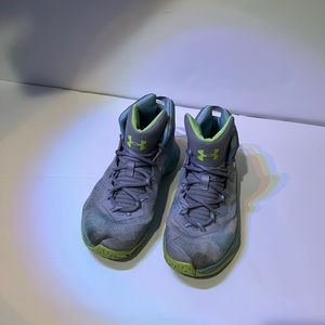Under Armour sneakers, gray, teal/green,  size: 5